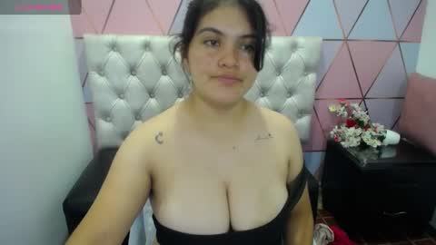 katalina santana25 online show from 03/05/25, 09:59