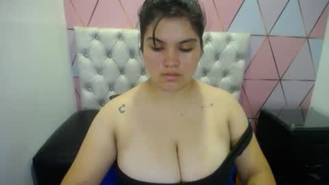 katalina santana25 online show from 02/09/26, 04:16