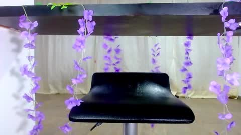 Snapshot of katalinaferreirax chatting on 02/05/25, 02:08 katalinaferreirax online show from 02/05/25, 02:08