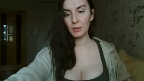 Snapshot of katalinaqe chatting on 10/03/25, 08:22 KatalinaQE online show from 10/03/25, 08:22