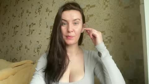 Snapshot of katalinaqe chatting on 03/27/26, 08:48 KatalinaQE online show from 03/27/26, 08:48