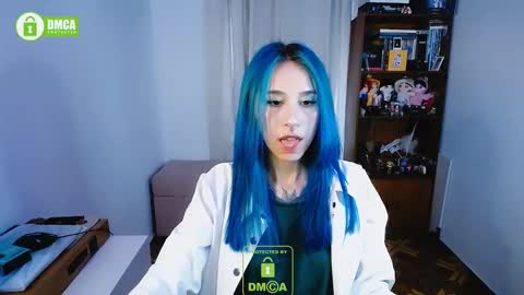 Snapshot of katara_a chatting on 12/21/24, 10:40 Maca online show from 12/21/24, 10:40