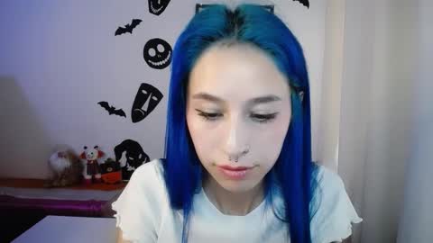 Snapshot of katara_a chatting on 10/24/25, 02:35 Maca online show from 10/24/25, 02:35