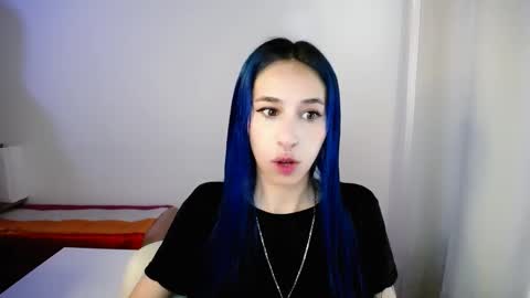 Snapshot of katara_a chatting on 01/16/26, 02:43 Maca online show from 01/16/26, 02:43