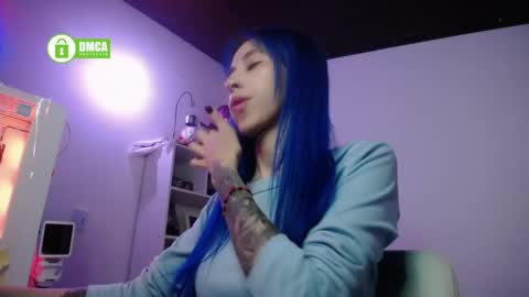 Snapshot of katara_a chatting on 05/14/26, 01:01 Maca online show from 05/14/26, 01:01