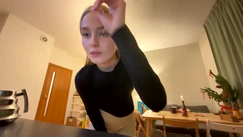 Snapshot of katcontrol chatting on 12/27/24, 02:22 katcontrol online show from 12/27/24, 02:22