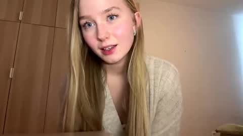 Snapshot of katcontrol chatting on 01/25/25, 06:23 katcontrol online show from 01/25/25, 06:23