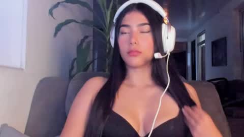 Snapshot of kate1764201 chatting on 04/28/26, 05:01 kate online show from 04/28/26, 05:01