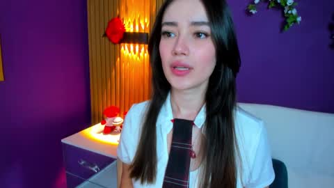 Kate online show from 02/21/25, 09:22