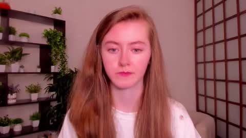 Kate online show from 09/24/25, 02:37