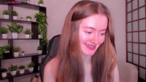 Kate online show from 10/24/25, 02:52