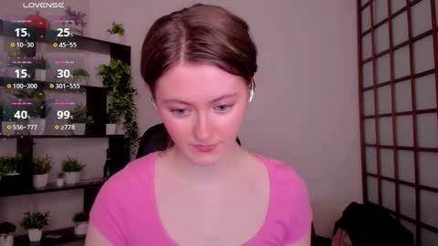 Snapshot of kate_cuddle chatting on 03/03/26, 02:07 Kate online show from 03/03/26, 02:07