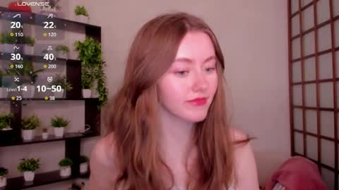 Snapshot of kate_cuddle chatting on 04/08/26, 02:33 Kate online show from 04/08/26, 02:33