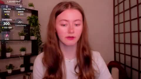 Snapshot of kate_cuddle chatting on 05/26/26, 02:40 Kate online show from 05/26/26, 02:40