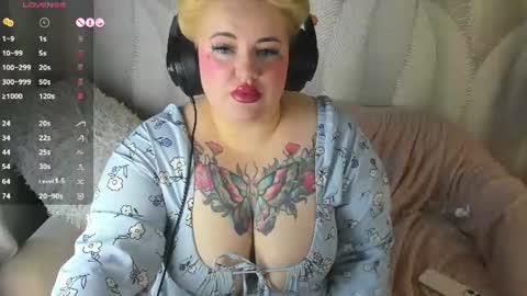Snapshot of kate_jenny_ chatting on 06/30/26, 05:36 Katarina online show from 06/30/26, 05:36