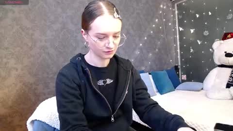 .Be kind and gentle with me and I will do my best for you.   online show from 01/18/26, 10:08