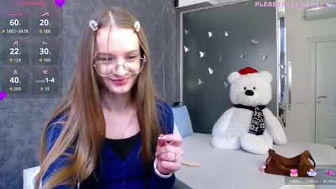 Snapshot of kate_jonson chatting on 03/30/26, 01:23 .Be kind and gentle with me and I will do my best for you. online show from 03/30/26, 01:23