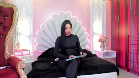 kate online show from 05/15/26, 01:40