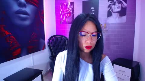 Snapshot of kate_owenns chatting on 09/12/25, 10:59 Kate  online show from 09/12/25, 10:59