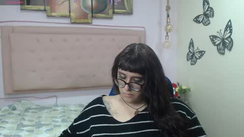 kate online show from 02/25/26, 03:16