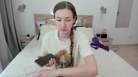 kate_redgar online show from 05/07/26, 07:47