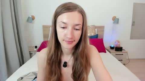 Snapshot of kate_redgar chatting on 06/21/26, 05:04 kate_redgar online show from 06/21/26, 05:04