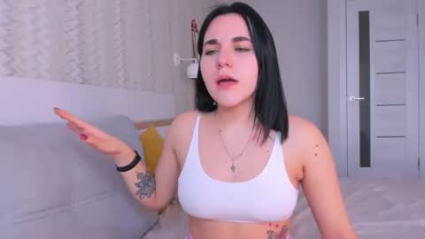 KATE online show from 03/08/25, 02:19