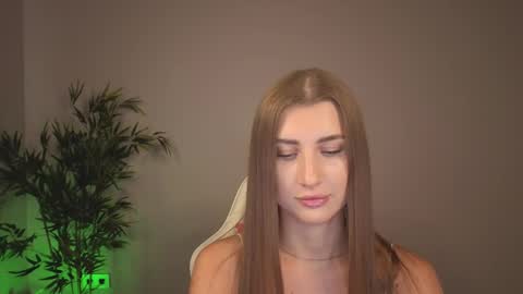 kate_suny online show from 05/19/26, 01:33