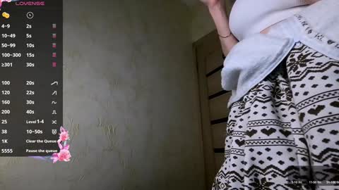 Snapshot of kate_swon chatting on 12/22/24, 12:39 Kate online show from 12/22/24, 12:39