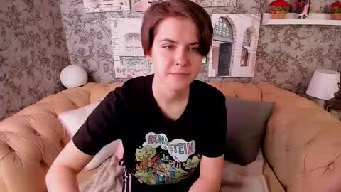 kate_viz online show from 03/02/26, 09:38