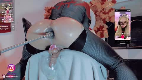 kate the pink girl online show from 01/05/25, 04:14