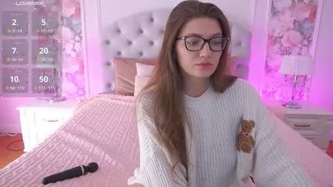 Snapshot of katecinderella chatting on 03/24/26, 07:13 katecinderella online show from 03/24/26, 07:13