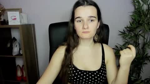 Kate  online show from 12/08/24, 02:30