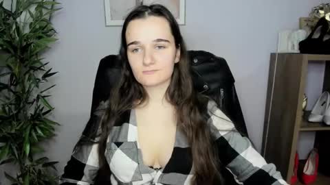 Kate  online show from 12/21/24, 11:33