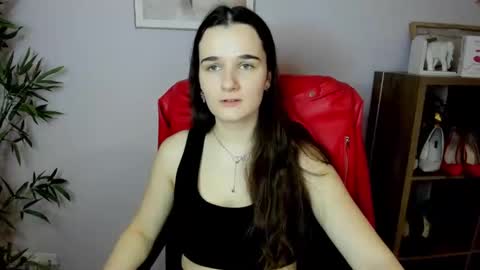 Kate  online show from 02/22/25, 10:40