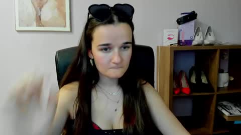 Kate  online show from 05/10/26, 07:08