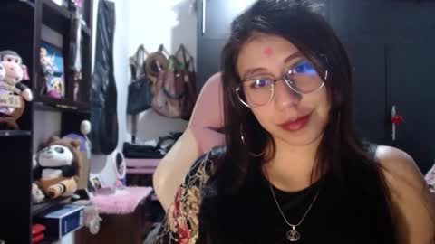 Snapshot of kateeen18 chatting on 10/26/25, 02:06 Kateeen18 online show from 10/26/25, 02:06