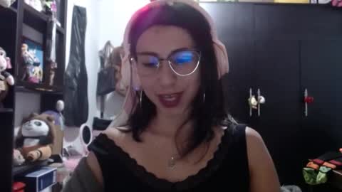 Snapshot of kateeen18 chatting on 10/27/25, 03:10 Kateeen18 online show from 10/27/25, 03:10