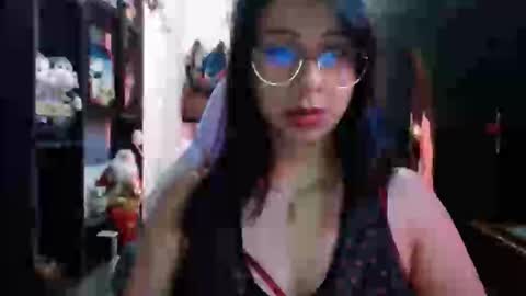 Snapshot of kateeen18 chatting on 04/28/26, 01:04 Kateeen18 online show from 04/28/26, 01:04