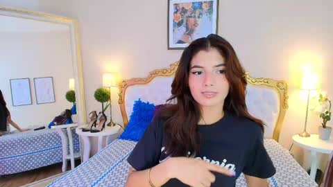 Snapshot of kateemartinez chatting on 05/07/26, 08:03 katee Martinez online show from 05/07/26, 08:03