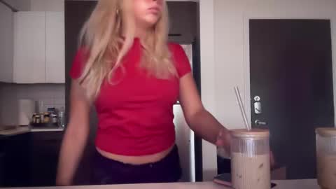 Snapshot of kateharperr chatting on 10/09/25, 05:22 kateharperr online show from 10/09/25, 05:22