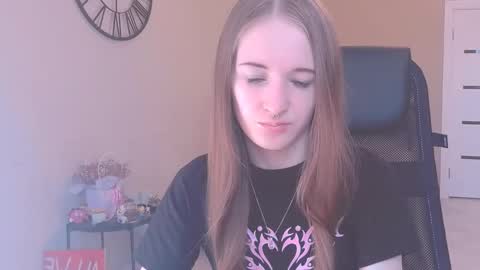 katekayer online show from 09/16/25, 08:48