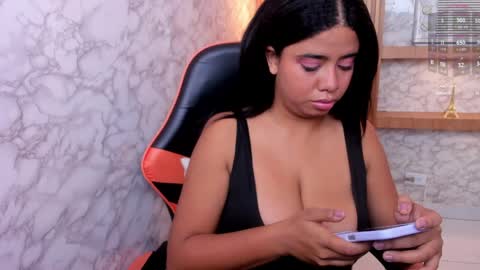 Snapshot of katelovings chatting on 03/29/26, 01:11 katelovings online show from 03/29/26, 01:11