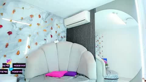 Im Katherine but call me Kate  online show from 11/30/25, 12:20