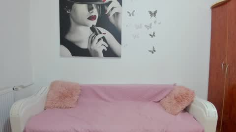 Anna online show from 01/17/25, 05:11