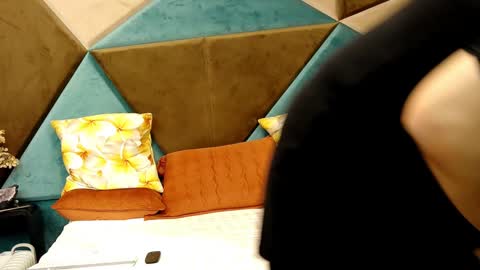 Snapshot of katequeenx chatting on 12/11/24, 06:25 KateQueenston -- online show from 12/11/24, 06:25