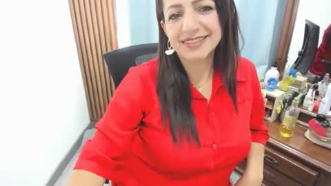 Snapshot of katerinamilf_ chatting on 04/25/26, 05:21 kata online show from 04/25/26, 05:21