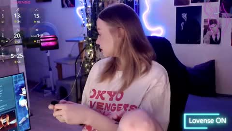 Lisa online show from 03/01/25, 12:01