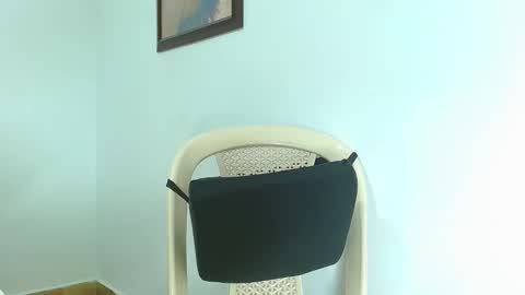 Snapshot of katerineleon chatting on 03/10/25, 09:18 katerineleon online show from 03/10/25, 09:18