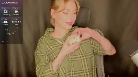 Snapshot of kateslil chatting on 03/16/26, 07:12 Kate online show from 03/16/26, 07:12